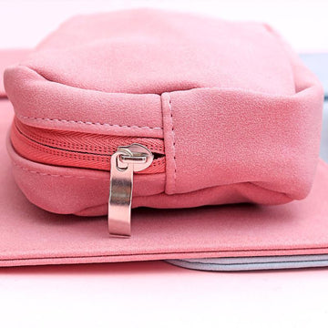 pink pouch close up