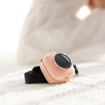 Mini Camera-Shaped Necklace Fan in pink - Multitasky