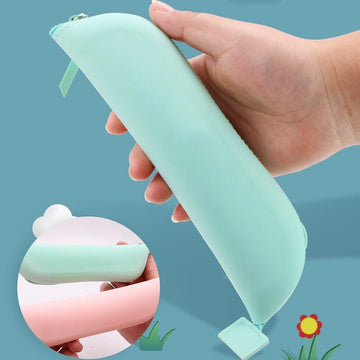 Sassy Silicone Makeup Brush Pouch - Multitasky