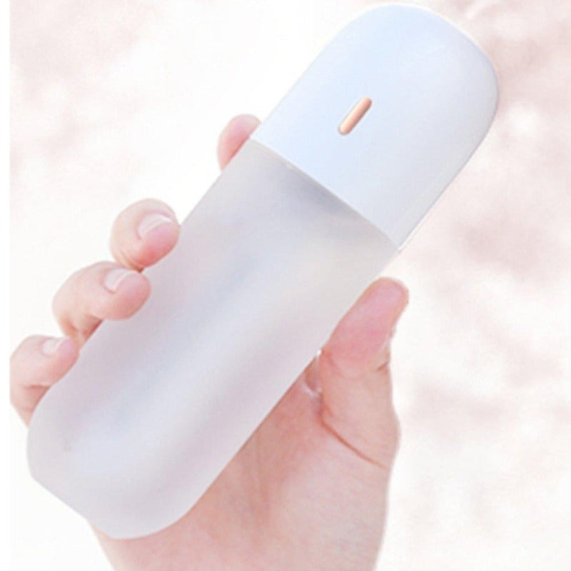 White portable mini humidifier