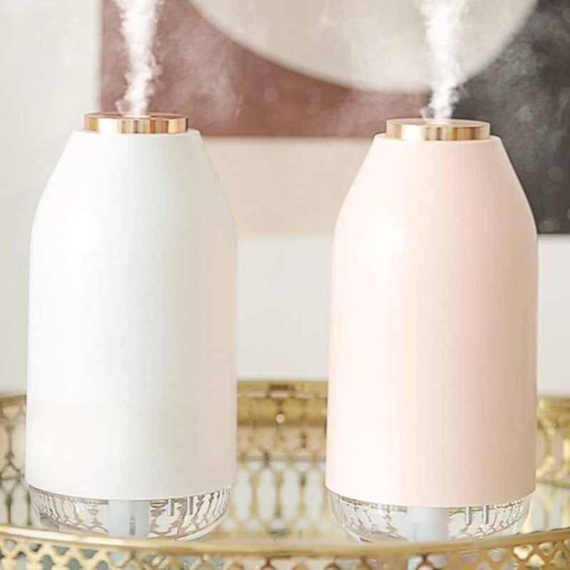 Decorative spa humidifier lamp in white and pink